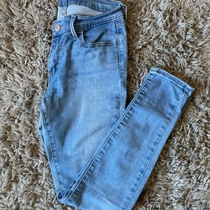 Levi’s 710 super skinny  size:28